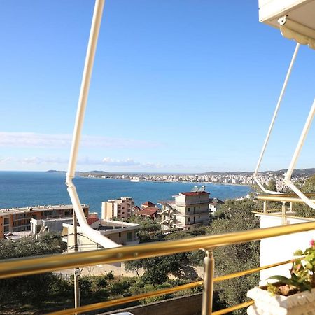 Casa Vacanze Nail Vlorë エクステリア 写真